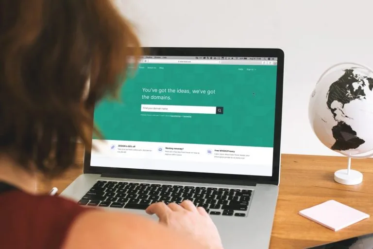 具有极致价格优势的域名分销方案